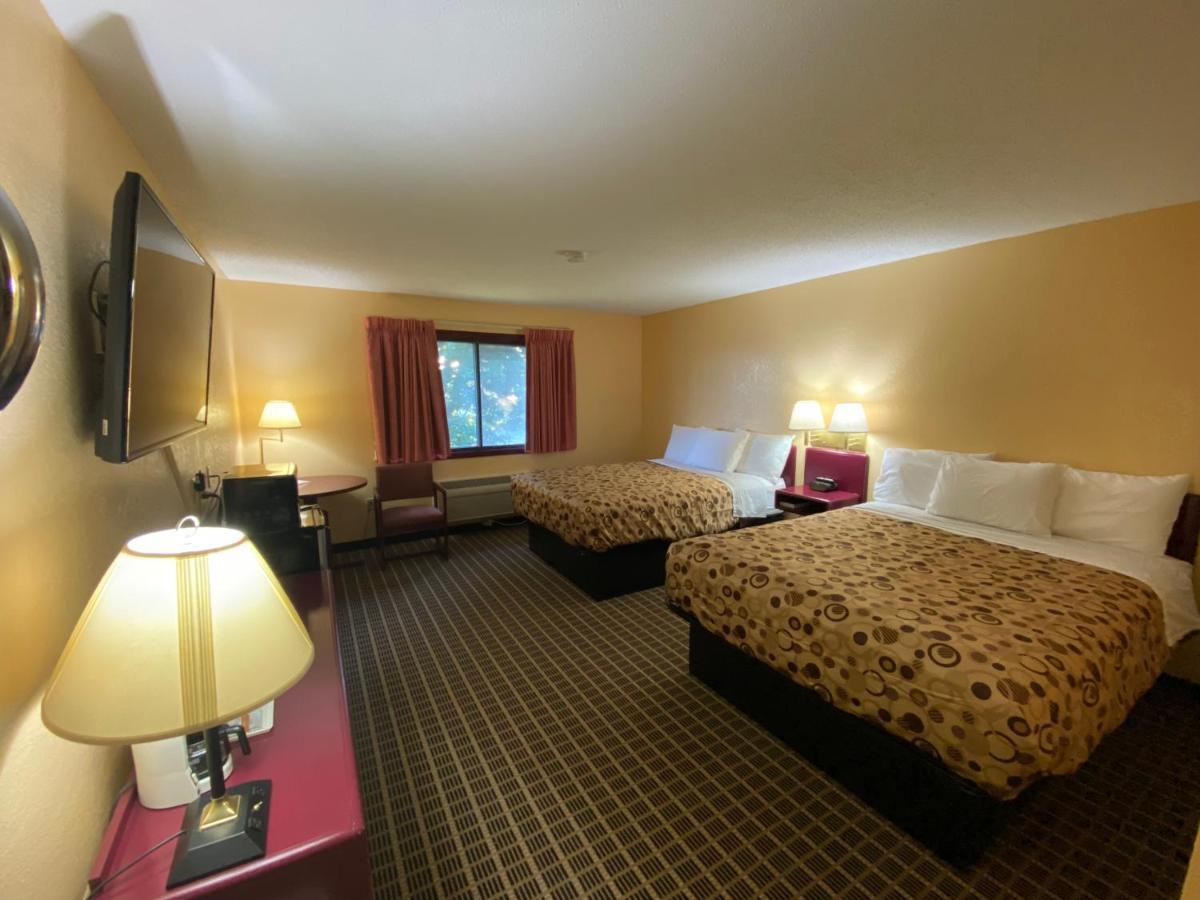 America'S Stay Inn Stewartville Eksteriør billede