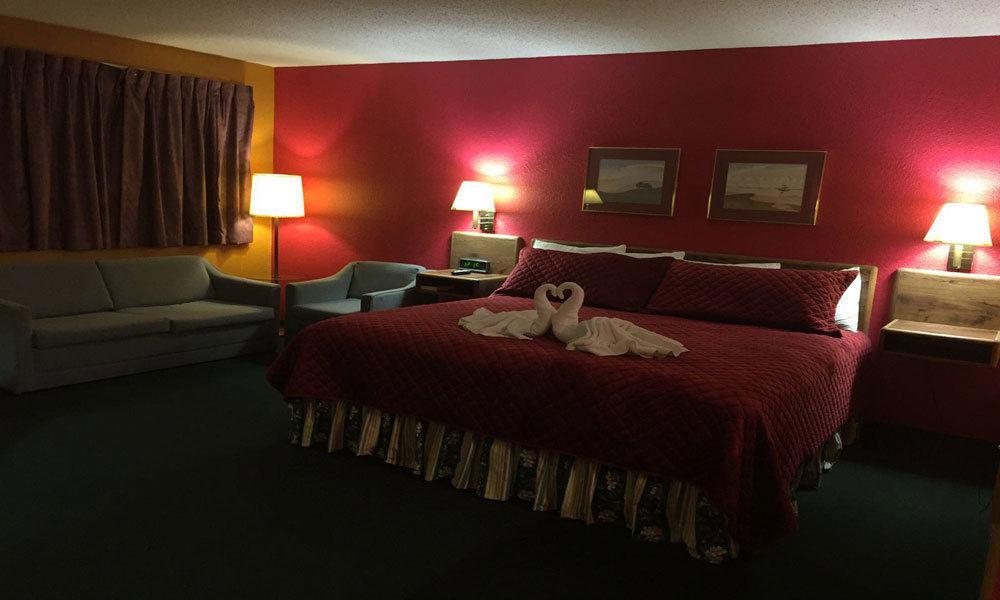 America'S Stay Inn Stewartville Eksteriør billede