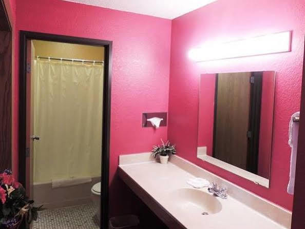 America'S Stay Inn Stewartville Eksteriør billede